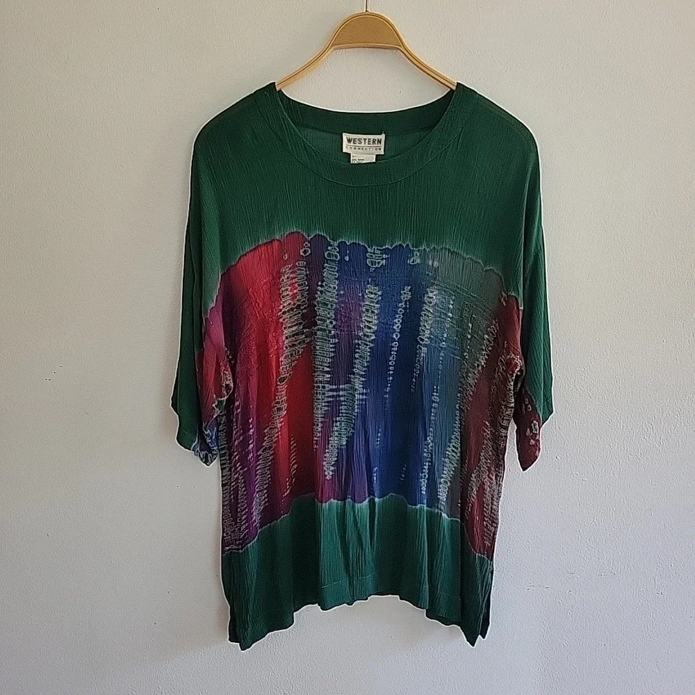 Vintage features top